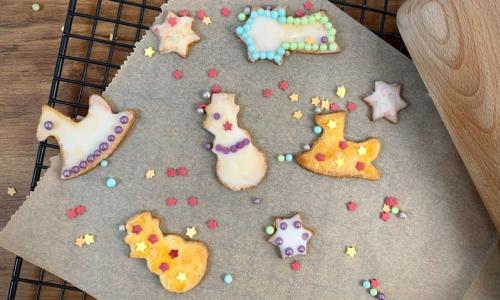 Weihnachtsgebäck Weihnachtsplätzchen als Beispiel für die Weihnachtsrezeptsammlung